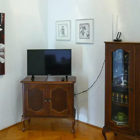 בית נופש Im Haus Maginja Cdn021022 Eya *