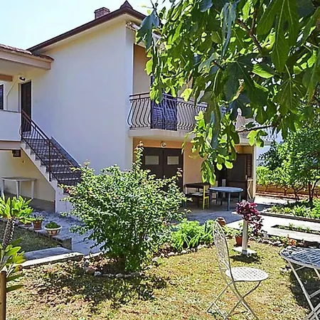 Im Haus Maginja Cdn021022 Eya * פטרצ'אנה