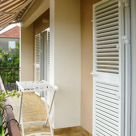 Im Haus Maginja Cdn021022 Eya